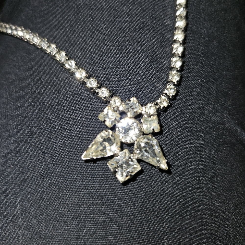ART DECO RHINESTONE NECKLACE